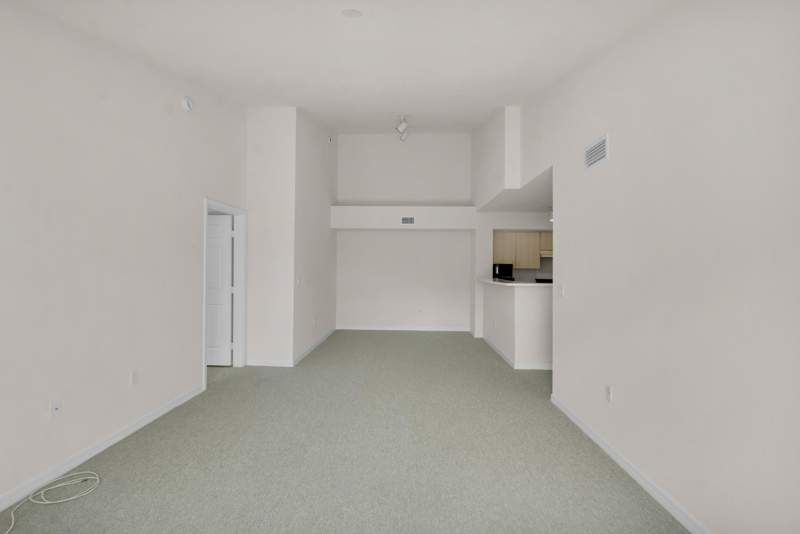 2 bedroom Condominium at 520 SW 111th Avenue #301, Devonaire Condo At Pembroke, Pembroke Pines — photo 3