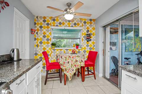 5704 NW 47th Lane, Tamarac FL - photo 16 of 58