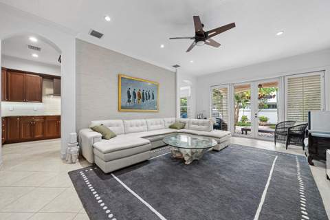 828 Estuary Way, Delray Beach FL - photo 12 of 41
