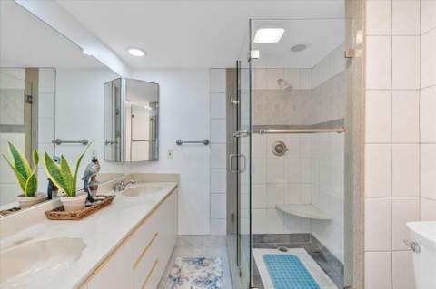 702 NW 98th Circle, Plantation FL - photo 23 of 36