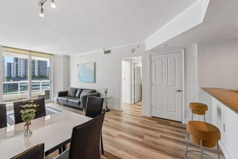401 SW 4th Avenue #1003, Fort Lauderdale FL - photo 12 of 36
