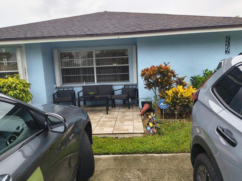 3 bedroom Single Family Residence at 5376 Gene Circle, Summit Pines Unit 2, West Palm Beach — photo 2