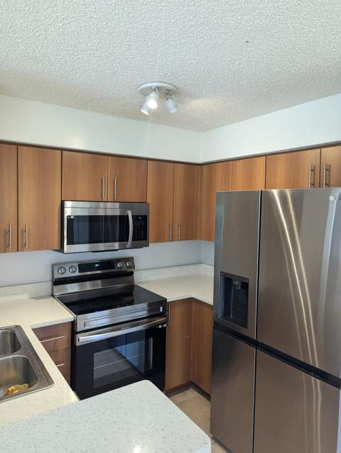 1215 Crystal Way #G, Delray Beach FL - photo 15 of 16