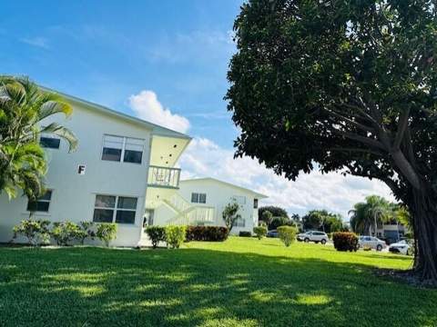 140 Salisbury F, West Palm Beach FL - photo 9 of 14