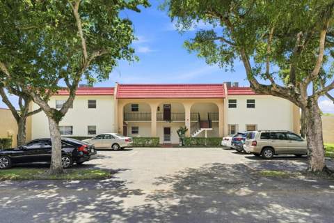 198 Lake Frances Drive, West Palm Beach FL - photo 20 of 36