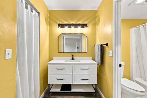 198 Lake Frances Drive, West Palm Beach FL - photo 12 of 36