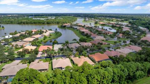 348 SW Egret Landing, Port St. Lucie FL - photo 6 of 71