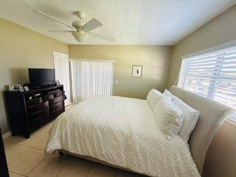 140 Salisbury F, West Palm Beach FL - photo 6 of 14