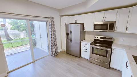 9807 NW 57 Manor, Coral Springs FL - photo 7 of 57