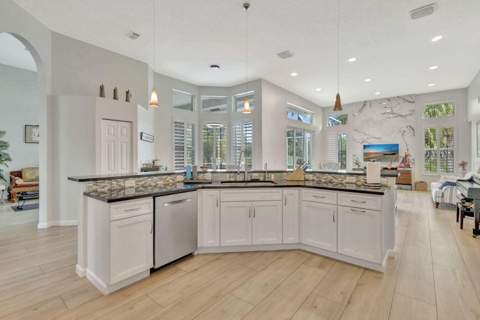 2703 SW Glenmoor Way, Palm City FL - photo 8 of 25