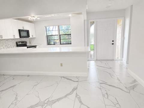 23301 Barlake Drive #23, Boca Raton FL - photo 10 of 25