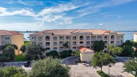 21 Harbour Isle Drive #Ph02, Fort Pierce FL - photo 22 of 36