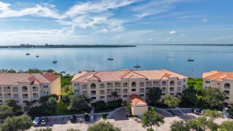21 Harbour Isle Drive #Ph02, Fort Pierce FL - photo 23 of 36