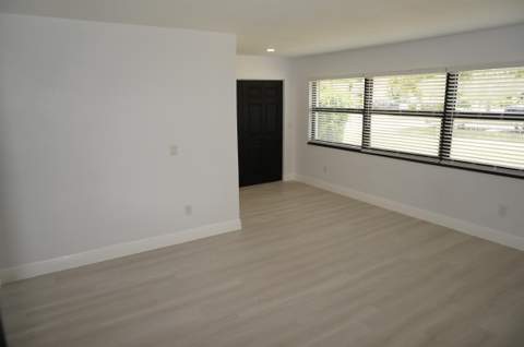 1513 39th Street, West Palm Beach FL - photo 7 of 30