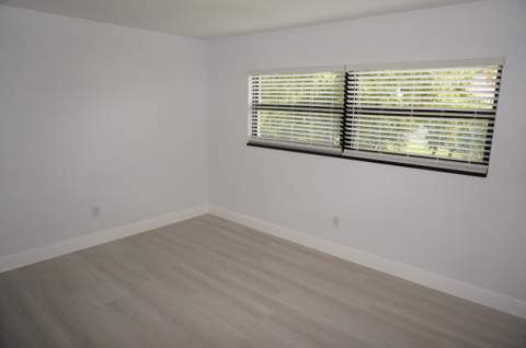 1513 39th Street, West Palm Beach FL - photo 12 of 30