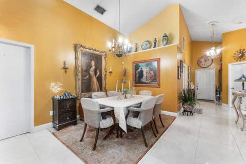 5115 Foxhall Drive, West Palm Beach FL - photo 18 of 50