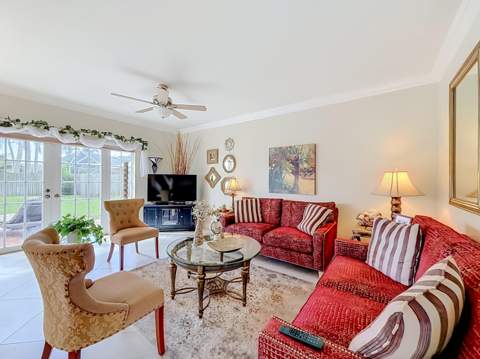 13 Swallow Drive, Boynton Beach FL - photo 8 of 41
