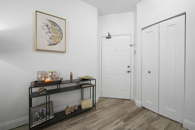 2 bedroom Condominium at 5780 Coach House Circle #C, Coach Houses Of Town Place II Condo, Boca Raton — photo 4