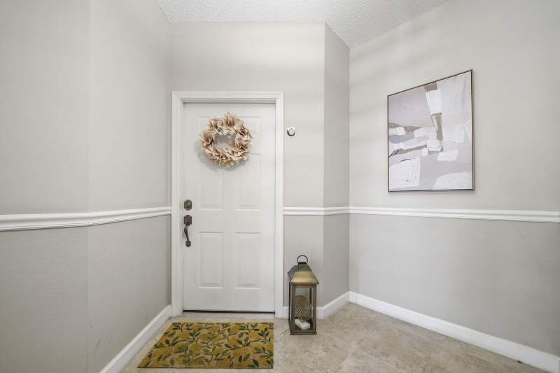 2 bedroom Condominium at 5780 Coach House Circle #C, Coach Houses Of Town Place II Condo, Boca Raton — photo 3