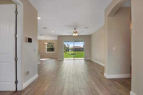 3673 SW Bonwold Street, Port St. Lucie FL - photo 11 of 54