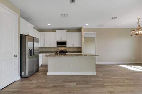 3673 SW Bonwold Street, Port St. Lucie FL - photo 6 of 54