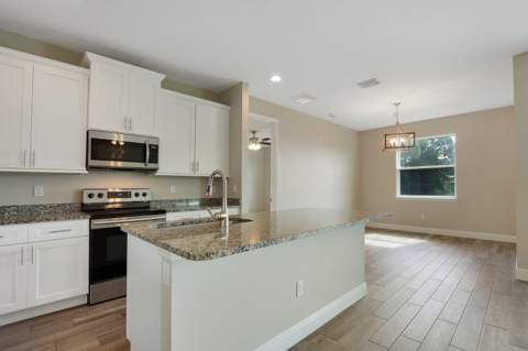 3673 SW Bonwold Street, Port St. Lucie FL - photo 16 of 54