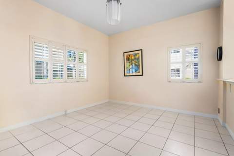 7927 Exeter Boulevard, Tamarac FL - photo 9 of 53