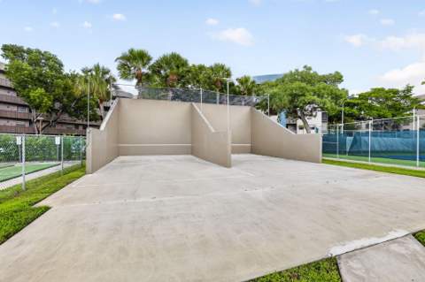 1000 Colony Point Circle #108, Pembroke Pines FL - photo 22 of 26
