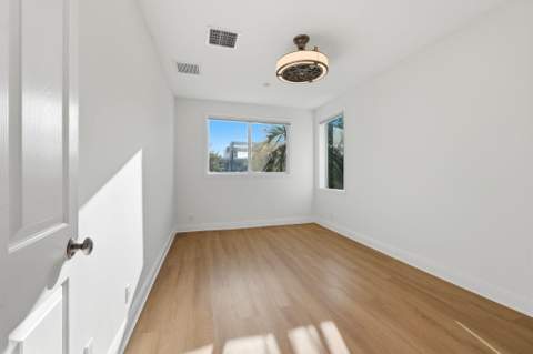 1812 NE 26th Avenue, Fort Lauderdale FL - photo 18 of 34