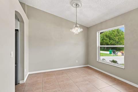 820 SW Jennifer Terrace, Port St. Lucie FL - photo 9 of 50