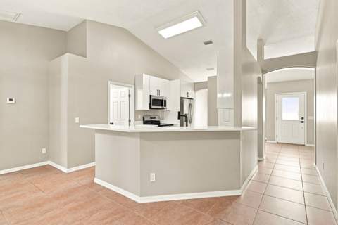820 SW Jennifer Terrace, Port St. Lucie FL - photo 15 of 50