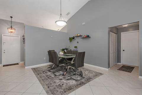 7143 Wisteria Way, Tamarac FL - photo 12 of 34