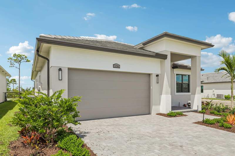 4 bedroom Single Family Residence at 13761 SE Blackwood Drive, Mosaic, Port St. Lucie — photo 2
