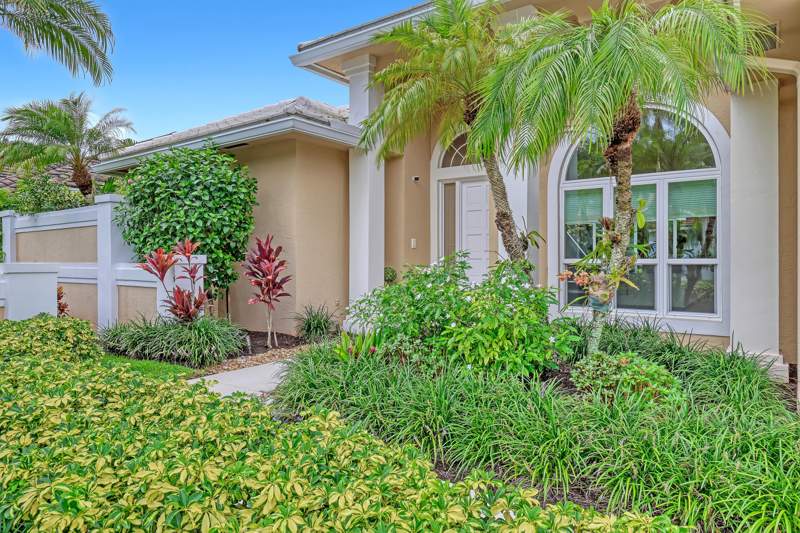 4 bedroom Single Family Residence at 23 Windward Isle, Island, Palm Beach Gardens — photo 4