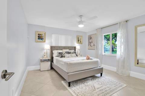 432 SW Natura Avenue, Deerfield Beach FL - photo 22 of 58