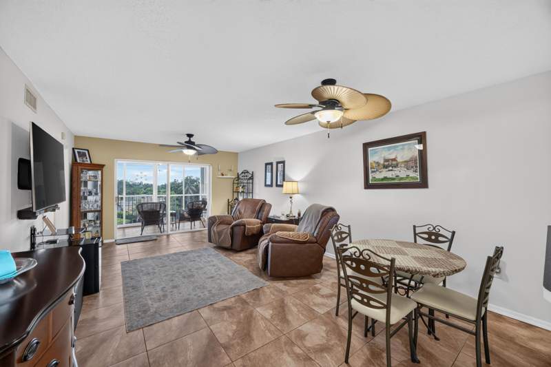 2 bedroom Condominium at 10346 NW 24th Place #406, Sunrise Lakes 205 Condo, Sunrise — photo 3
