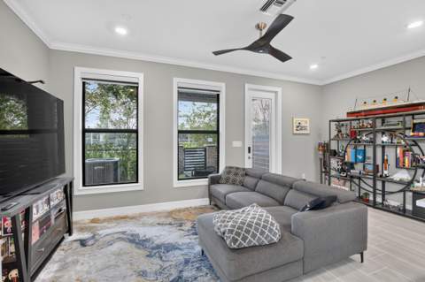 765 NW 84th Terrace, Plantation FL - photo 12 of 31