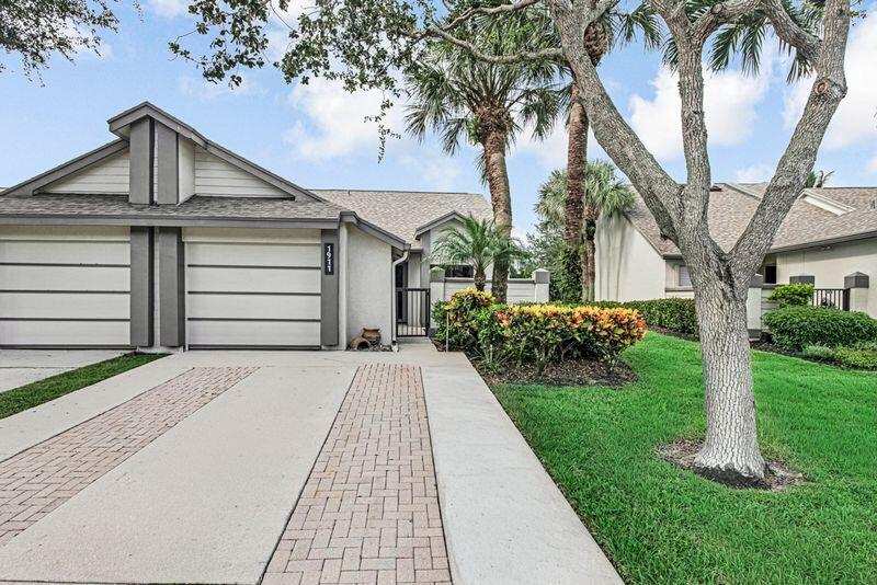 2 bedroom Townhouse at 1911 Landings Boulevard, Landings At River Bridge, Greenacres — photo 1