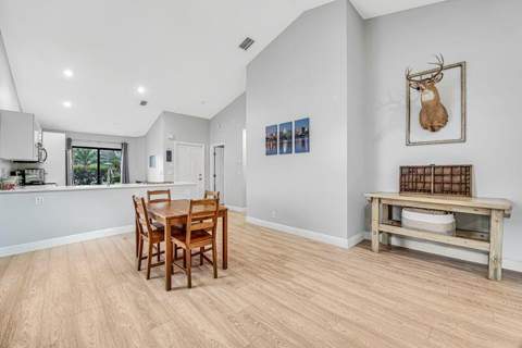 1911 Landings Boulevard, Greenacres FL - photo 10 of 30