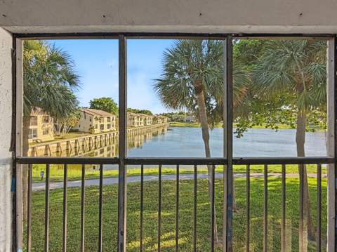 330 Palmwood Place #210, Boca Raton FL - photo 17 of 18