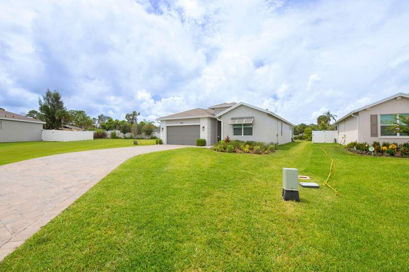 4 bedroom Single Family Residence at 5788 SE Skyblue Circle, Kanner Lake (Aka Willow Pointe), Stuart — photo 5