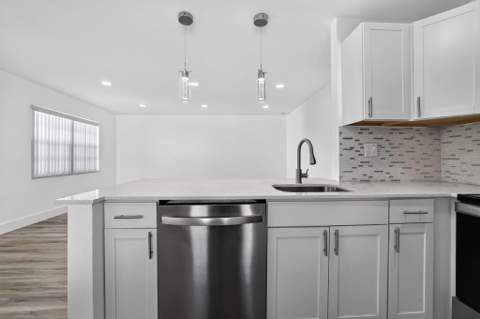 515 Normandy Lane, Delray Beach FL - photo 6 of 42