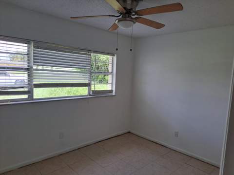 115 SE Camino Street, Port St. Lucie FL - photo 9 of 12