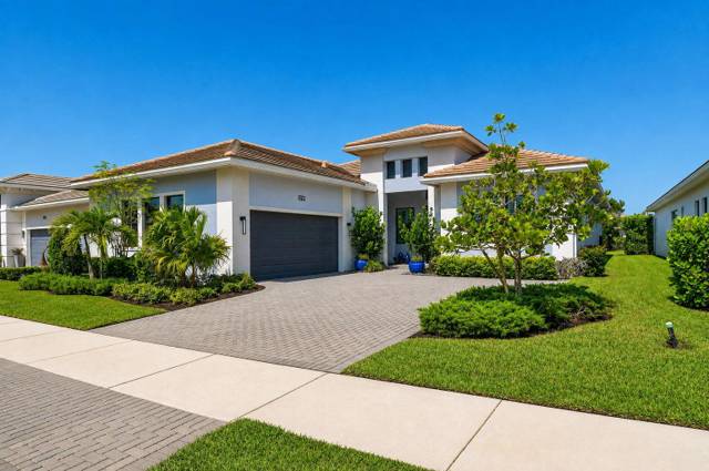 15745 Cresswind Place, home for sale in Westlake