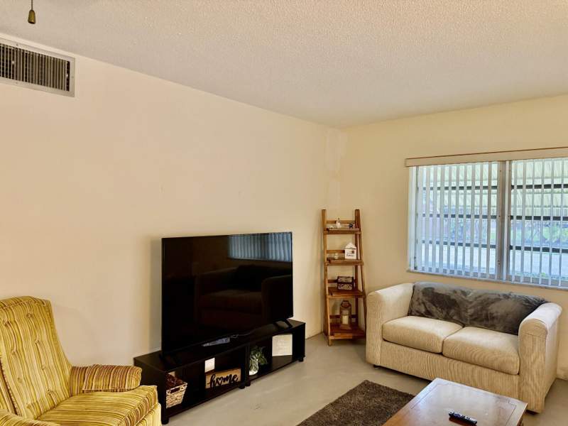 1 bedroom Stock Cooperative at 1501 Arthur Street #5, Westchester Arms Co-Op, Hollywood — photo 5