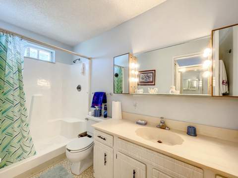 1551 NE 13th Terrace #A16, Jensen Beach FL - photo 14 of 32