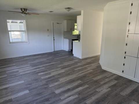 111 SE Castana Court, Port St. Lucie FL - photo 8 of 17