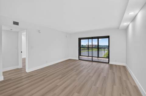 6866 Huntington Lane #707, Delray Beach FL - photo 11 of 73