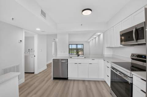 6866 Huntington Lane #707, Delray Beach FL - photo 8 of 73