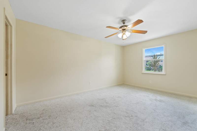 2 bedroom Single Family Residence at 209 SW Chapman Avenue, Port St Lucie Section 18, Port St. Lucie — photo 3